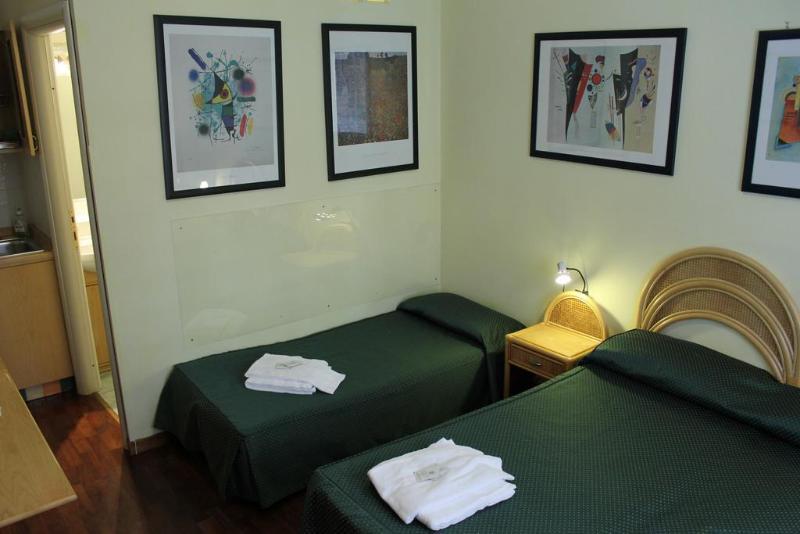 Tourist House Ostiense 2 Appartamento *